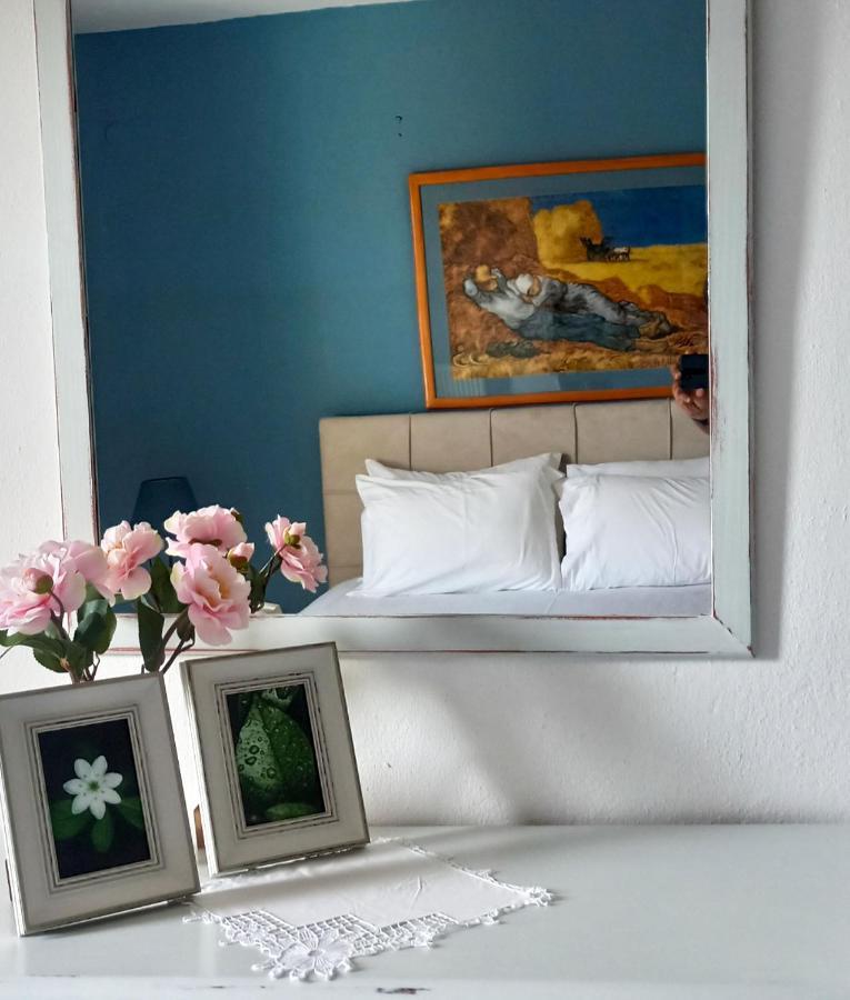 Dora'S House Comfortable Apartment With A Yard And View Пиргадикия Екстериор снимка