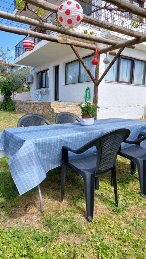 Dora'S House Comfortable Apartment With A Yard And View Пиргадикия Екстериор снимка