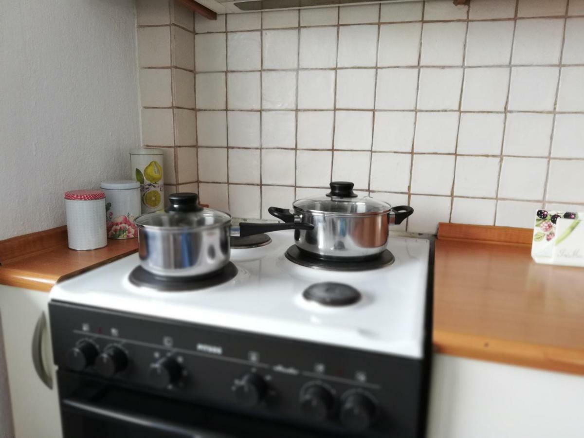 Dora'S House Comfortable Apartment With A Yard And View Пиргадикия Екстериор снимка